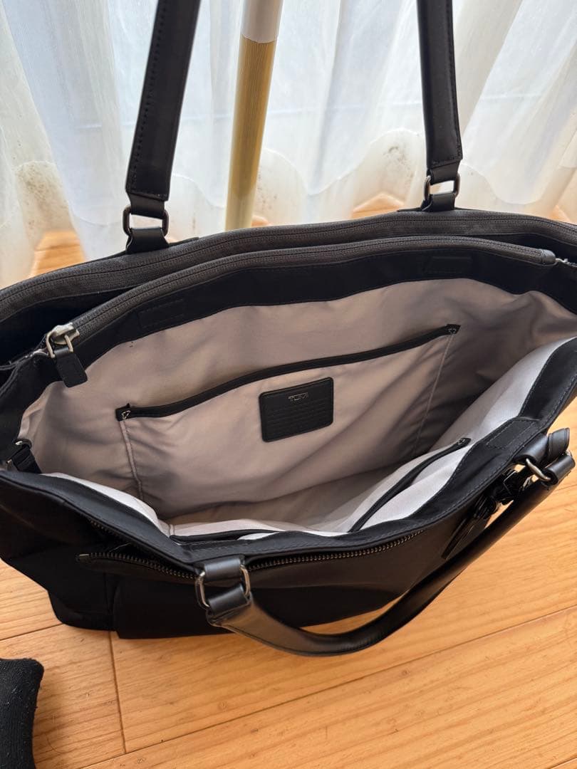 TUMI ビジネスバッグ 正規品　Sheryl Business Toto