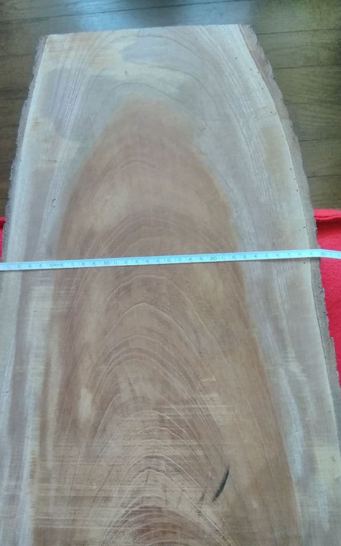 椋の木（ムクノキ）の板（ご希望が有ればお値段提示してみて下さい。）