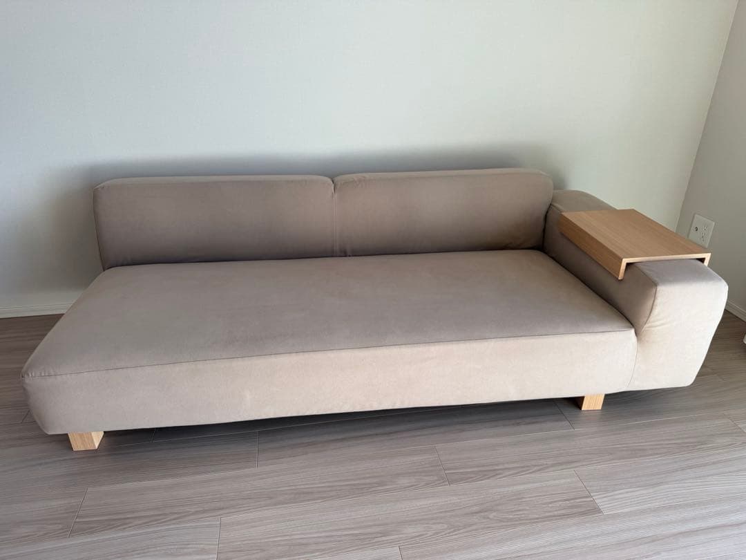 NOYES Decibel C4ワイド3人掛け片肘 ソファー　肘掛け付き