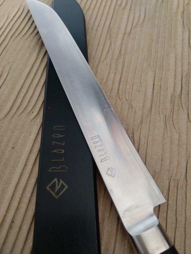 越前打刃物　ステーキ用包丁　Blazen ブレイゼン 粉末ハイス