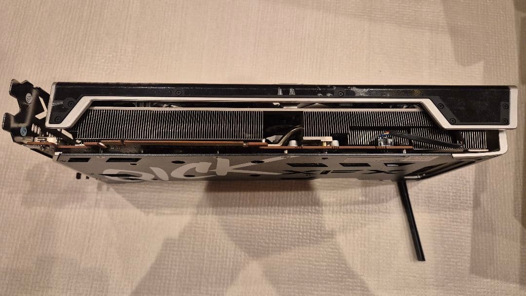 XFX AMD RADEON RX6700XT 中古