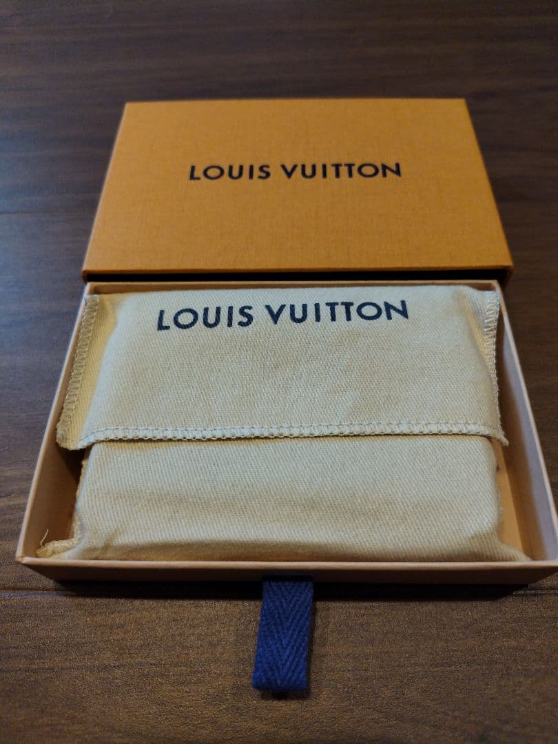 【新品】ルイ・ヴィトン モノグラム 名刺入れ カードケース