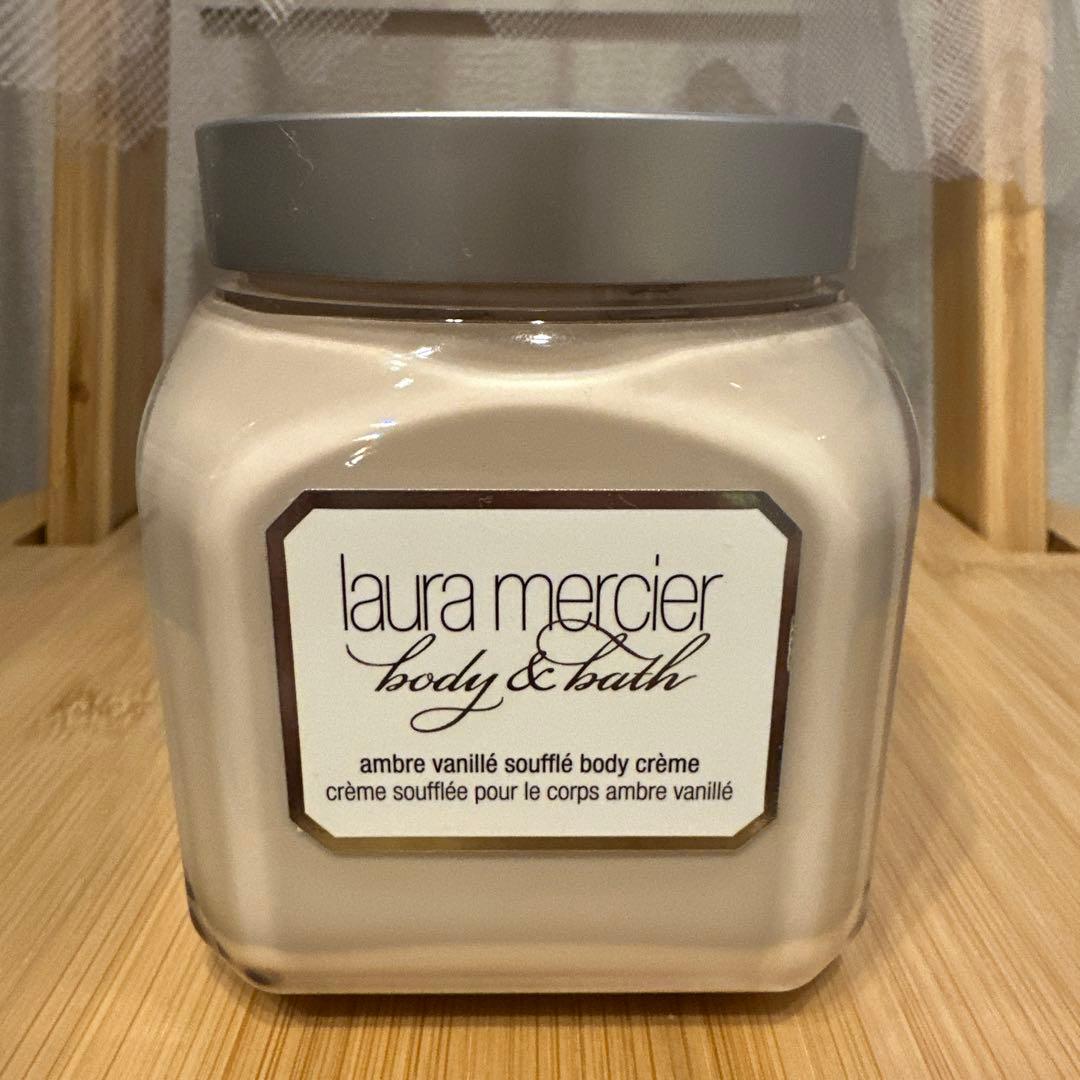 ローラメルシエモイスチャライジングホイップトボディクリームアンバーバニラ300g