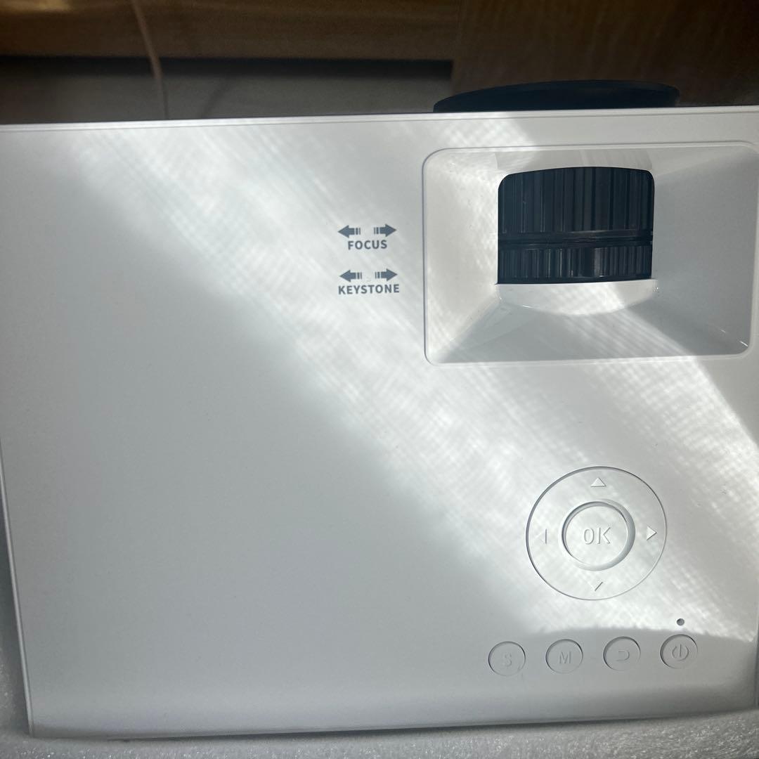 OWNKNEW HD プロジェクター M1