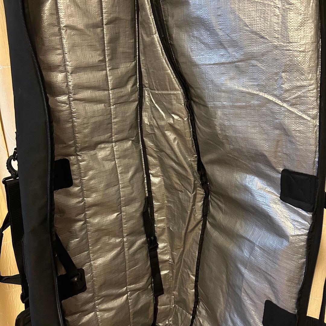 ◇状態良好◇ BURTON スノーボード用キャリーケース　キャスター付　大容量