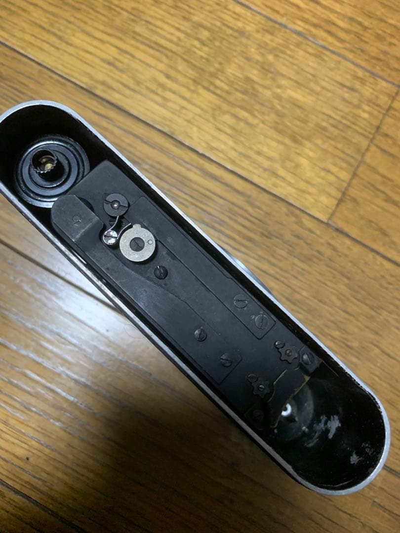 ☆Leica カメラ 本体+ケースのみ☆