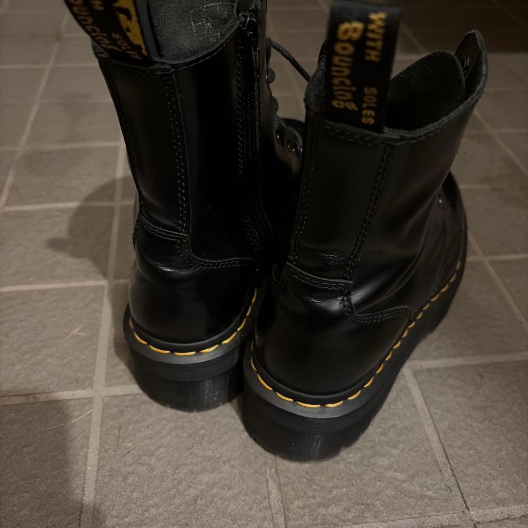 Dr. Martens ８ホール　厚底