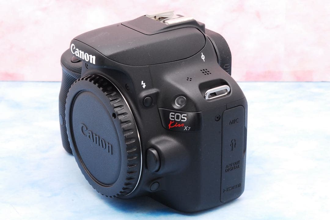 キャノン Kiss X7★S数極少★一眼レフカメラ★軽量＆高性能★初心者向け