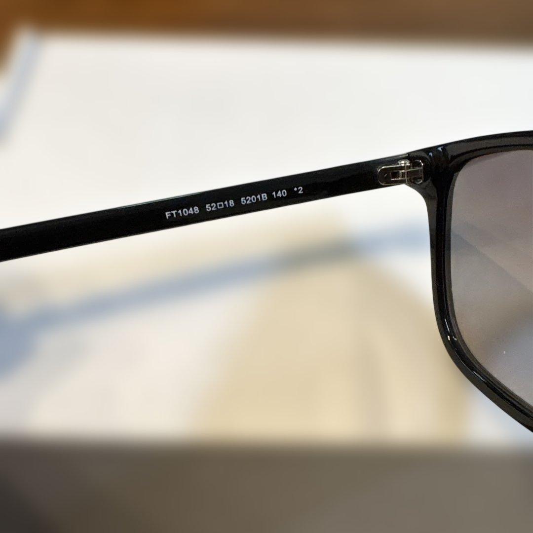 美品・TOM FORD トムフォード サングラス