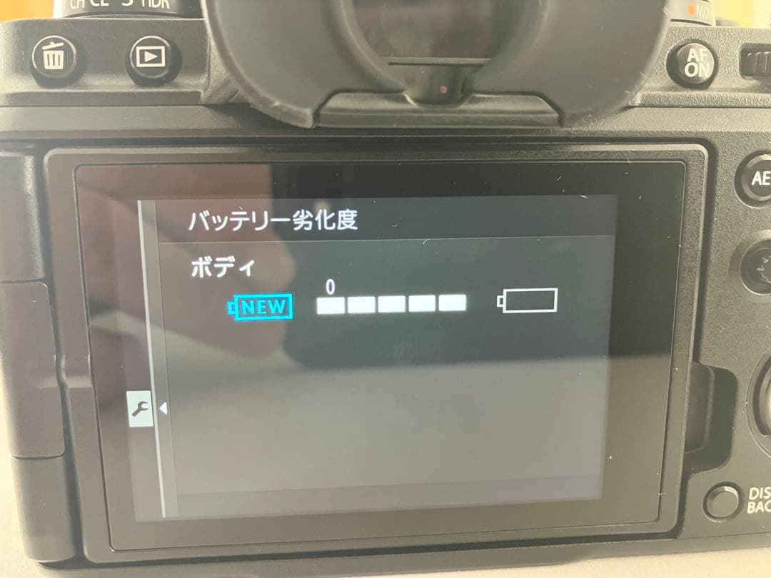FUJIFILM X-T4 ボディ　撮影回数極少