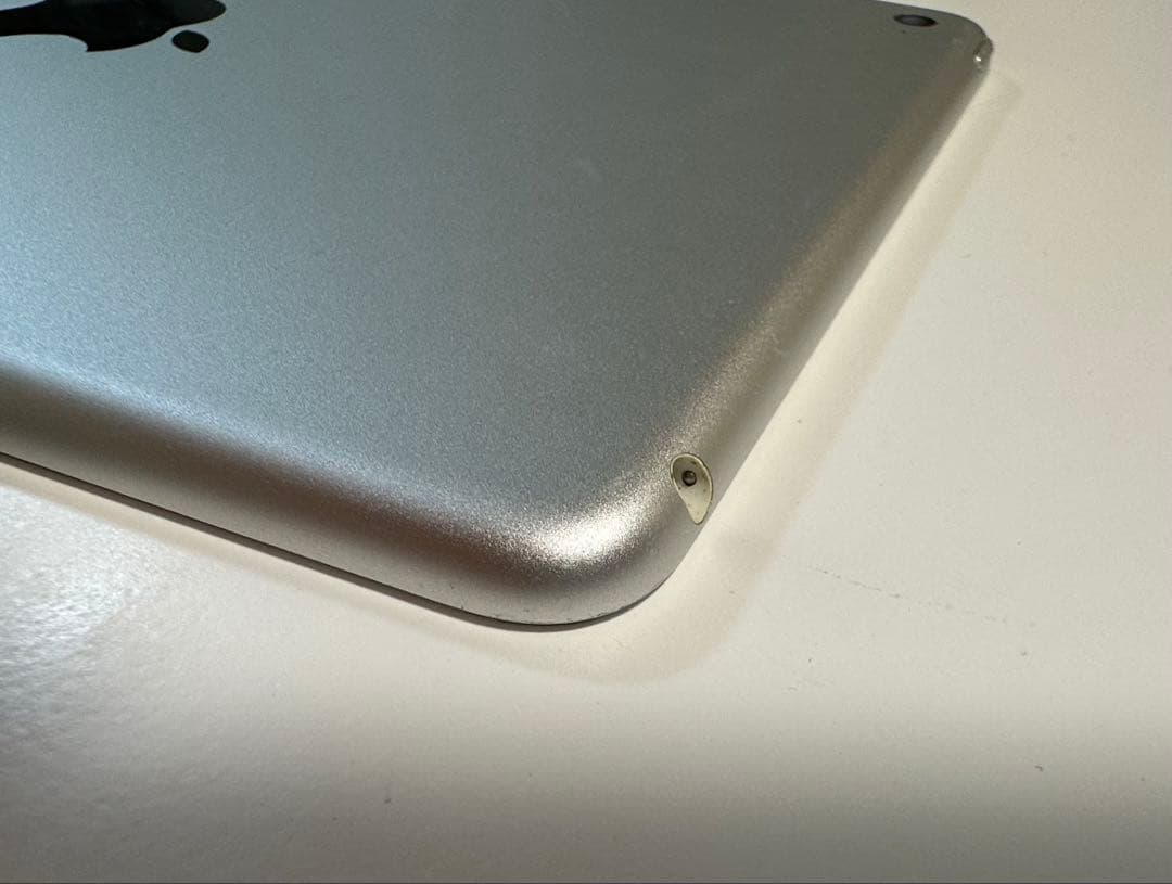 iPad mini4 128GB Wi-Fiモデル