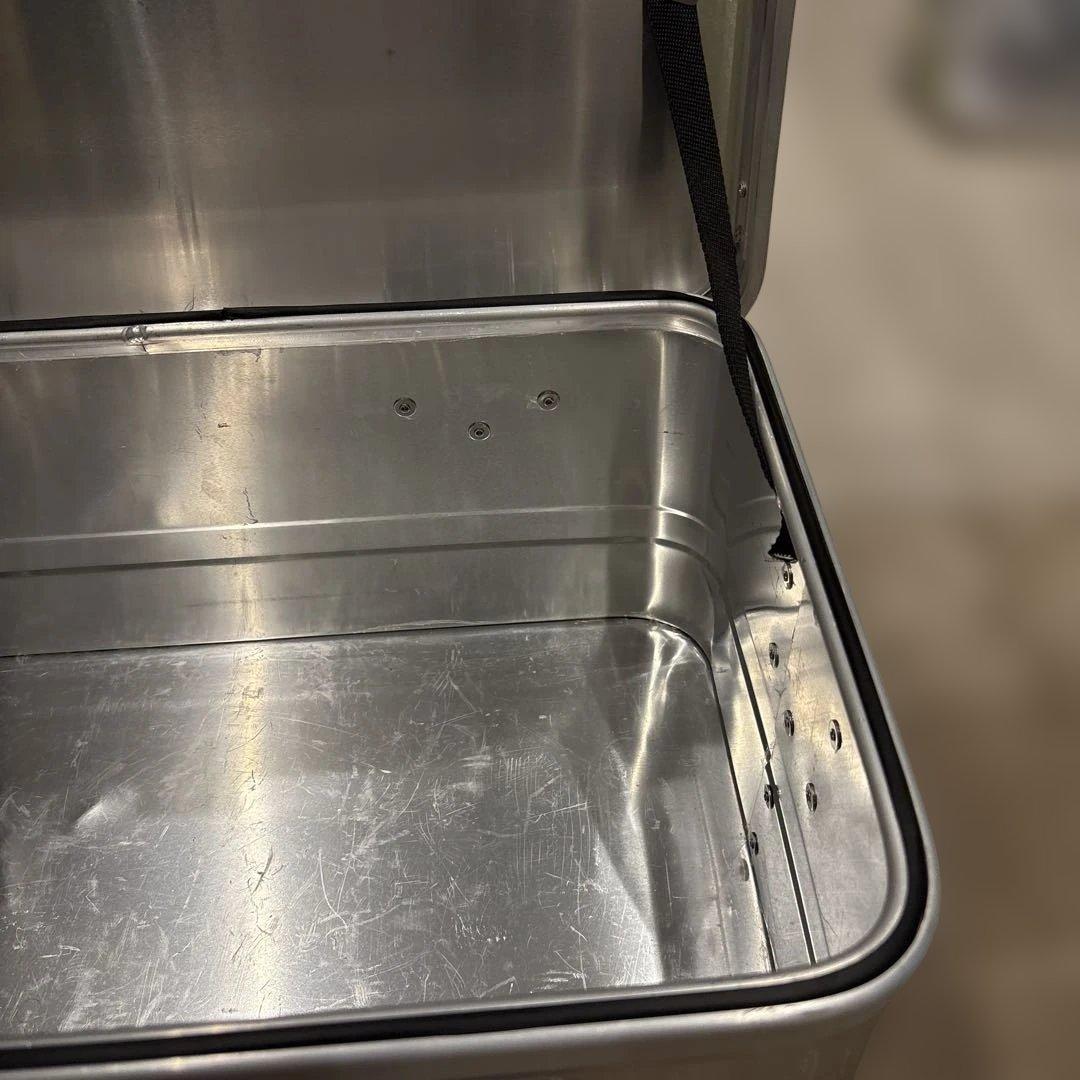 PULTON アルミニウムコンテナ CONVOY 2