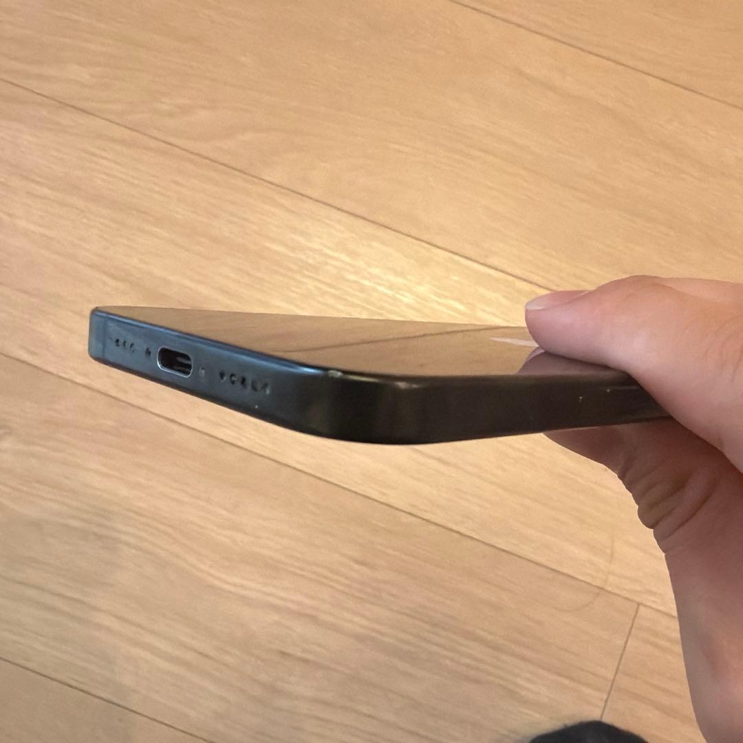 iPhone16pro 256GB 美品　simフリー