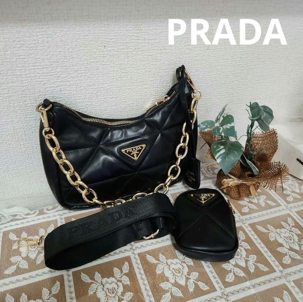 PRADA ブラック キルティング ショルダーバッグ