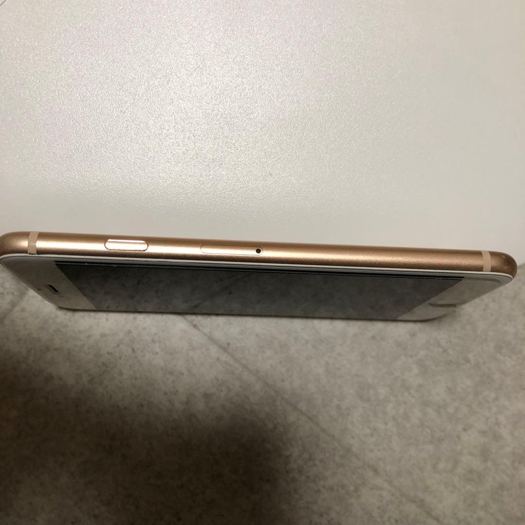 iPhone 8 ゴールド 64GB（SIMフリー）
