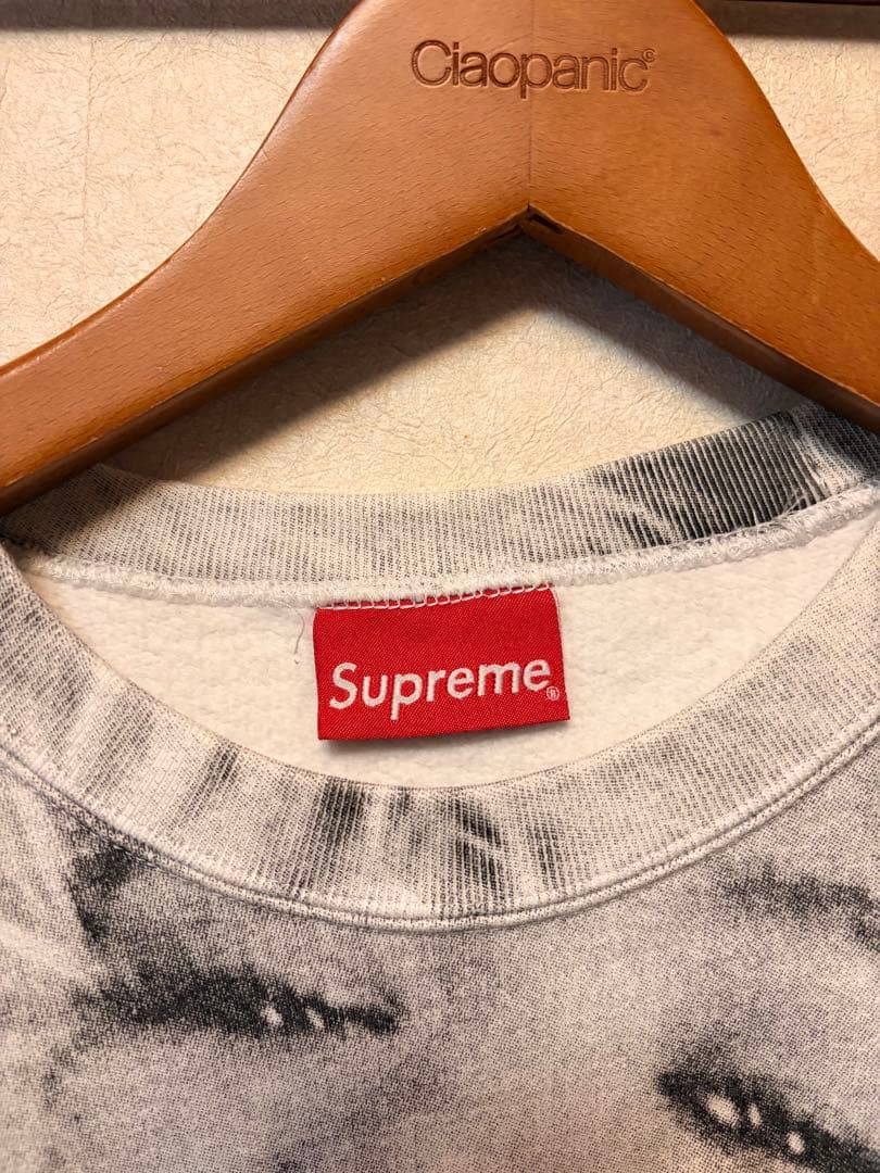 トップス Supreme Naomi