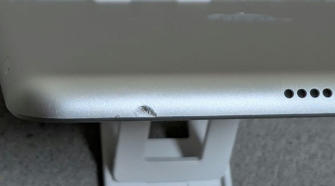 iPad第7世代 32GB シルバー Wi-Fi+Cellular