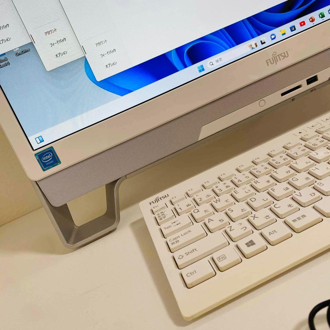 Y660 Fujitsuデスクトップ WEBカメラWindows11オフィス付き