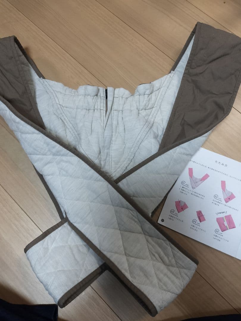 エアリコ　サイズ2　グレイッシュブラウン抱っこ紐・おんぶ紐