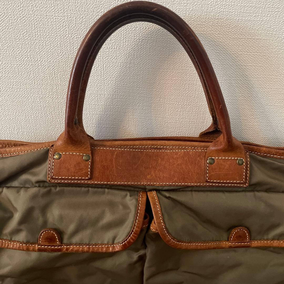 三連休限定値下げ！！フェリージ　ビジネスバック　カーキ