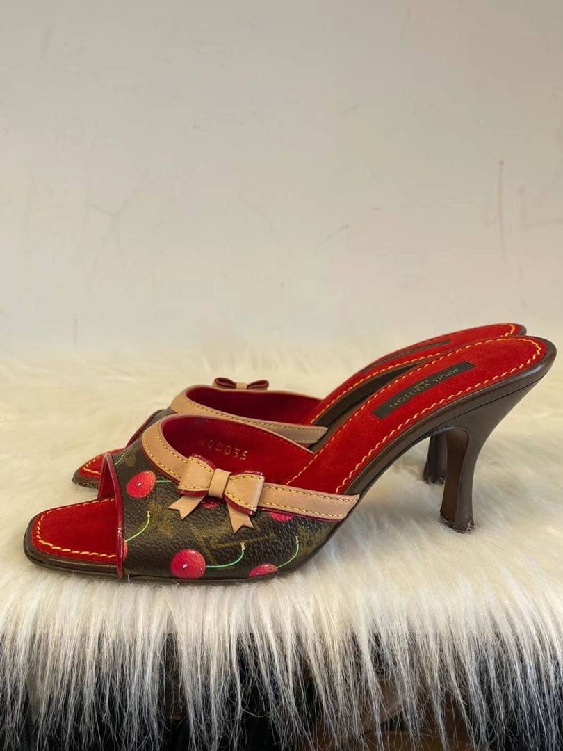 ルイヴィトン 村上隆　チェリー　ミュール モノグラム ほぼ未使用　36