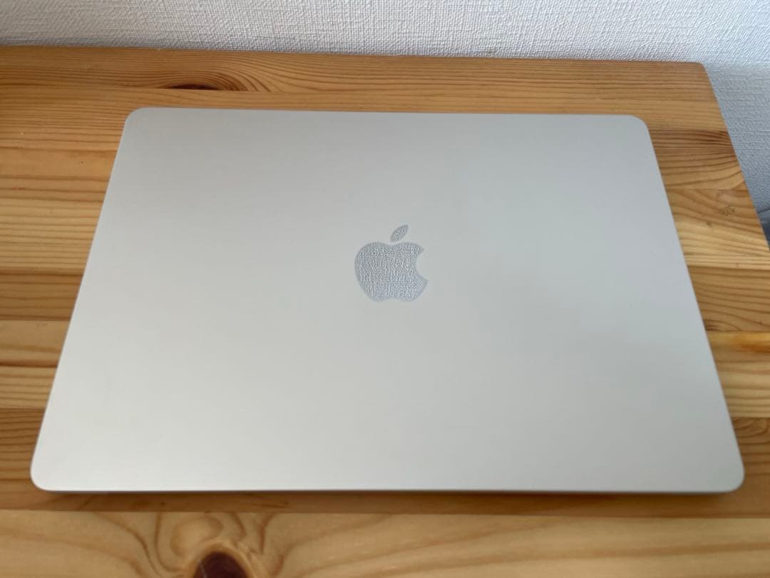 【美品】Macbook Air M2 2022 13インチ8GB 256GB