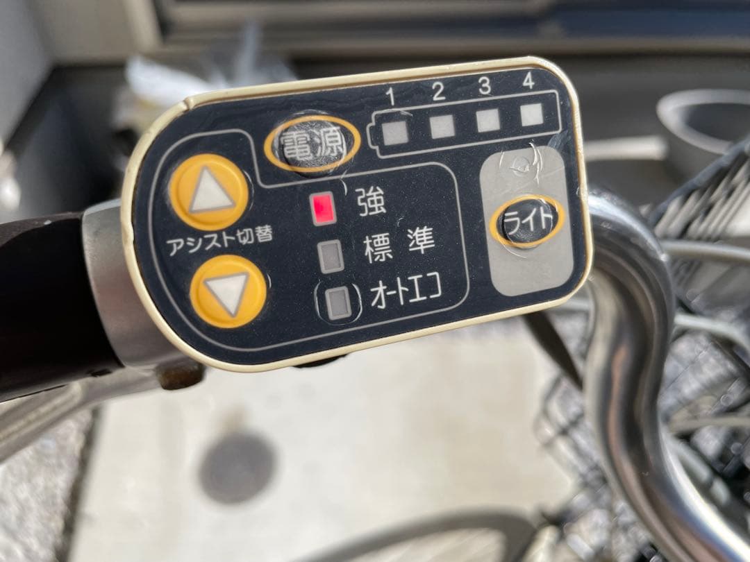 配送不可　手渡し限定　ヤマハ 電動自転車パスラフィーニ26インチ３段変速ジャンク