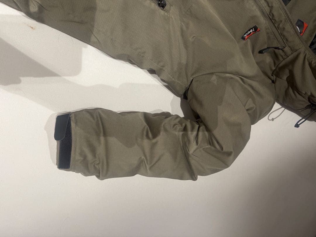 NANGA フード付きダウンジャケット