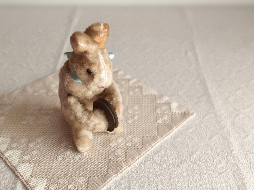 【キラキラさま】vintage ❀ ゼンマイ仕掛けの シンバル うさちゃん