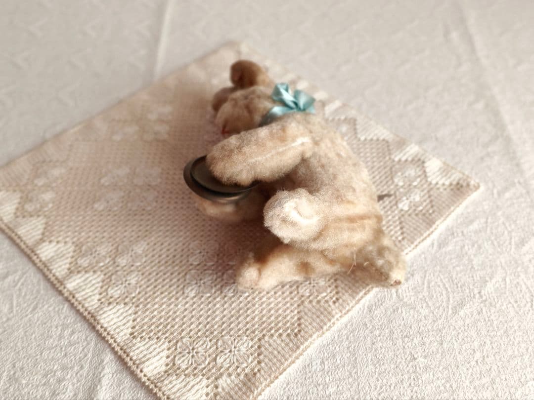 【キラキラさま】vintage ❀ ゼンマイ仕掛けの シンバル うさちゃん