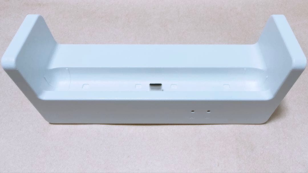 Speed Wi-Fi 5G X12 モバイルルーター、クレードル付き