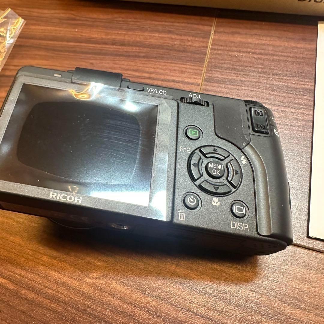 RICOH GX200 デジカメ 新品未使用 2415