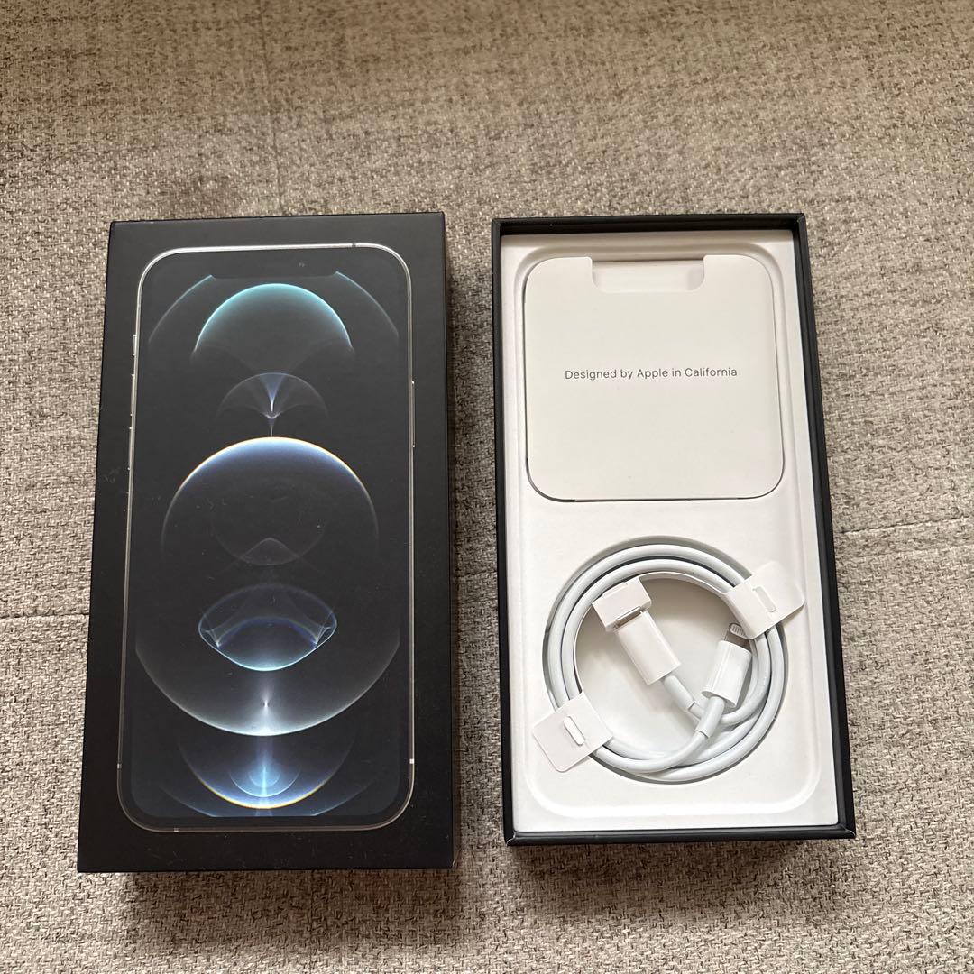 Apple iPhone 12 Pro シルバー 本体 新品充電コード付き