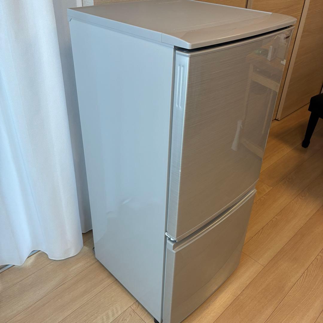 ★送料込 SHARP 冷蔵庫 137L シルバー SJ-D14D-S