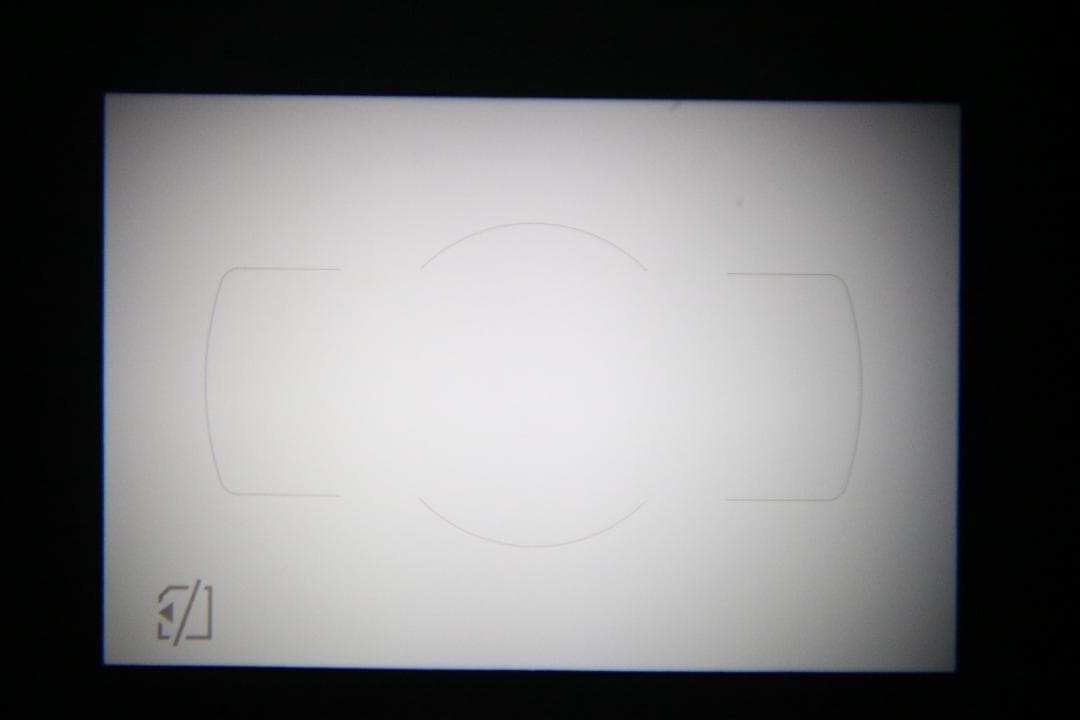 大人気⭐中望遠レンズ NIKON D5200 ⭐初心者入 門セット⭐ 一眼レフ