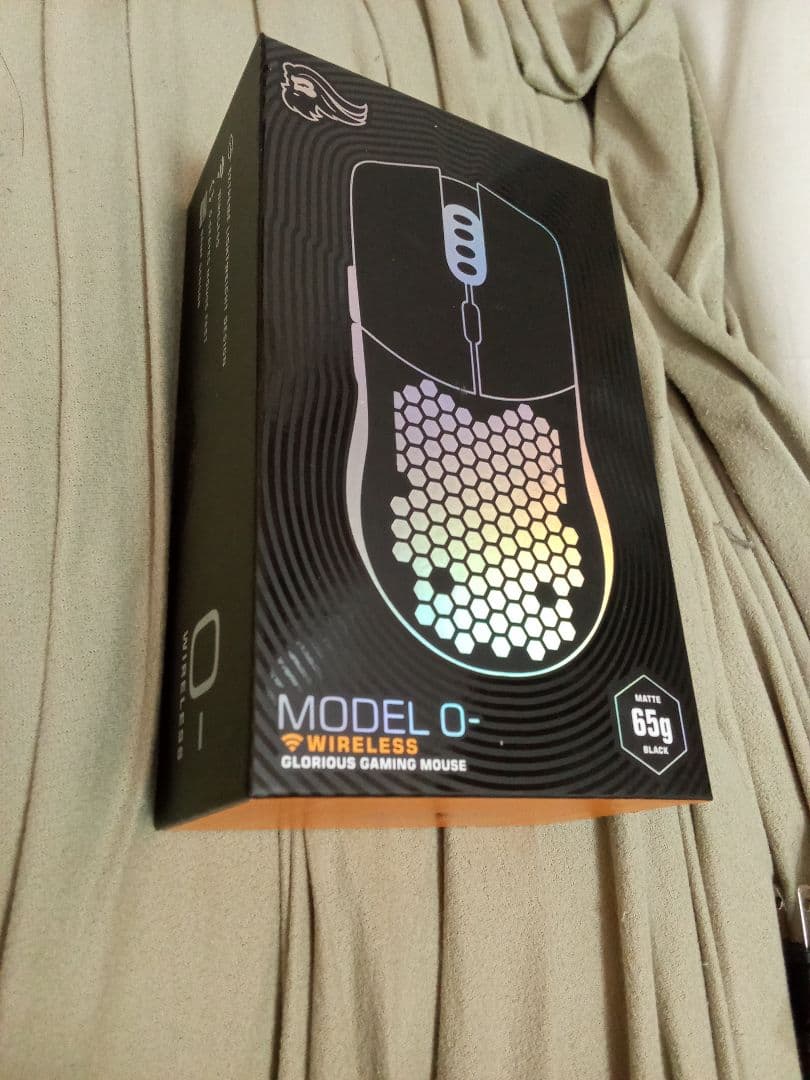 Glorious Model O Minus ワイヤレスゲーミングマウス