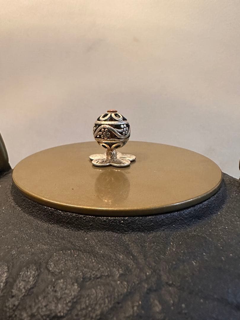 鋳鉄 花模様 鉄瓶