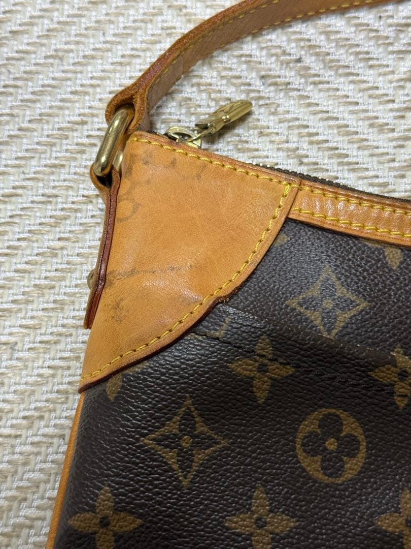 ルイヴィトンのショルダーバッグ