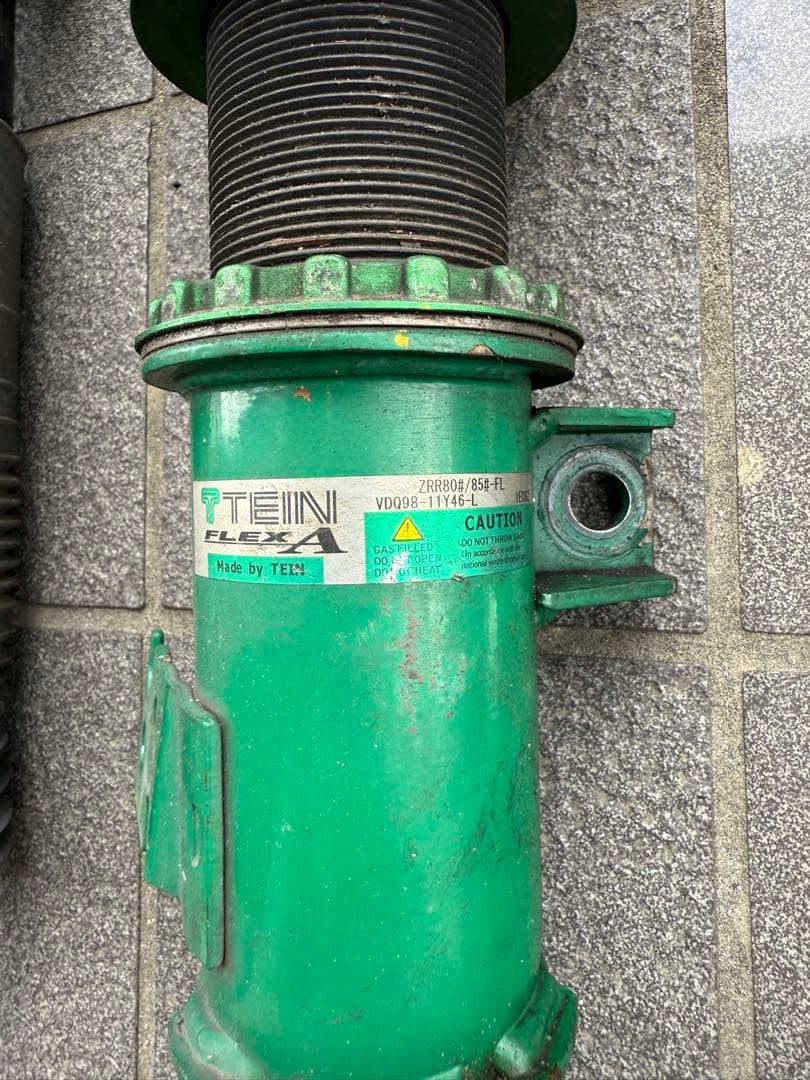 TEIN 車高調　80ヴォクシー　ノア　エスクァイヤー