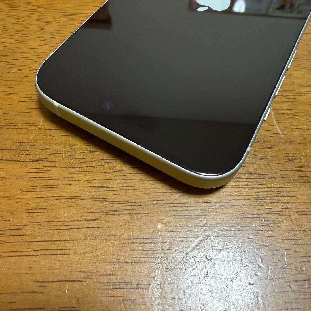 iPhone15 256GB グリーン SIMフリー バッテリー83% 美品