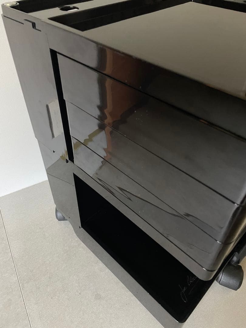 ボビーワゴン (黒/2段3トレイ/仕切りトレーつき)