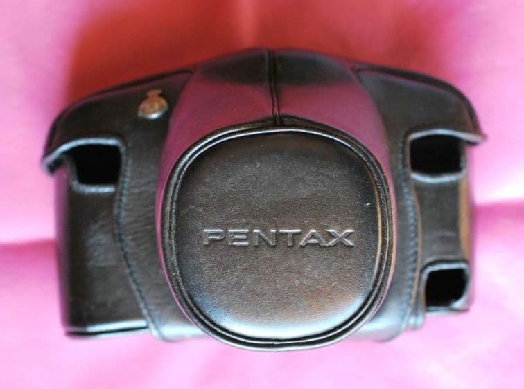 Pentax ペンタックス LX用 純正カメラケース　美品