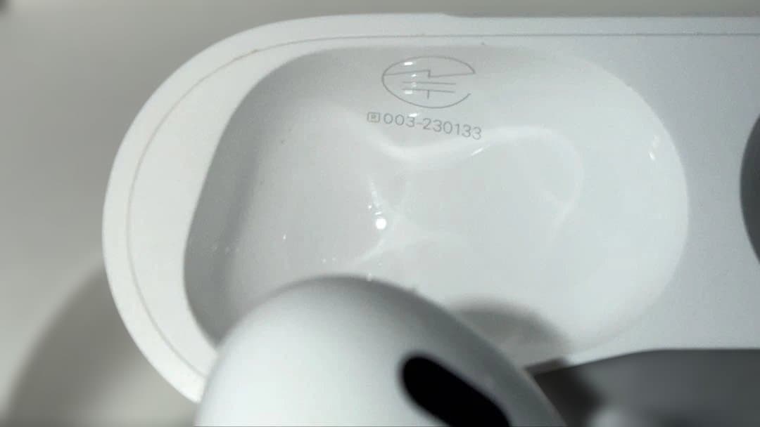 れ*ご様 【正規品】AirPods pro 第二世代 type-C