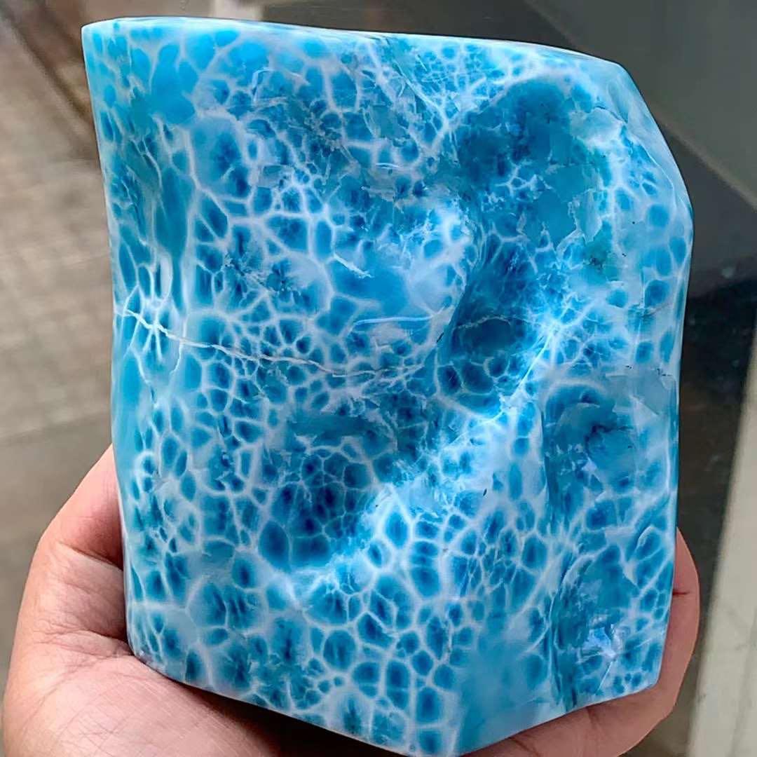 1370g 天然無処理　ラリマー  置物(原石)