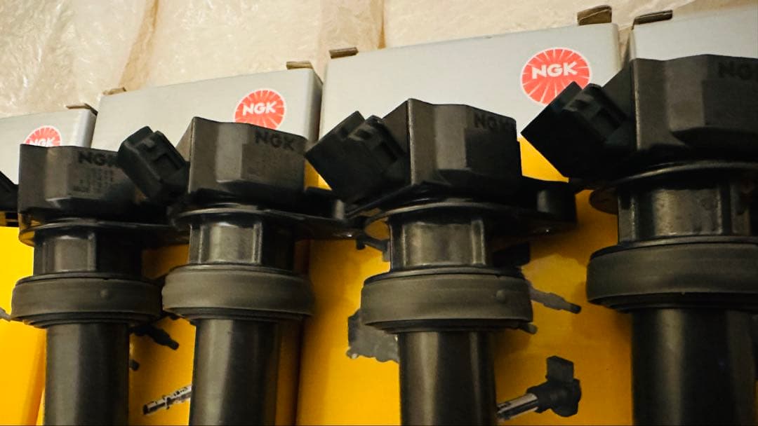 中古美品　NGK イグニッションコイル U5248 4本セット