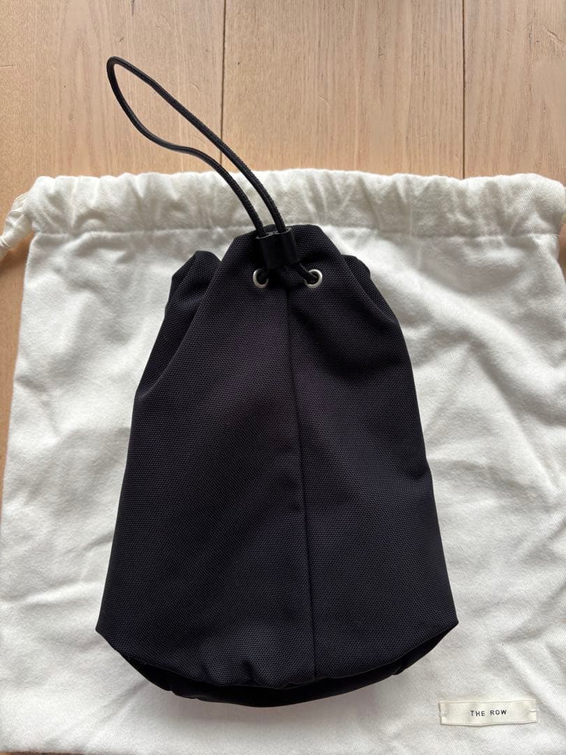 dizzyd　THE ROW スポーティ ポーチ　ナイロン　ブラック　黒