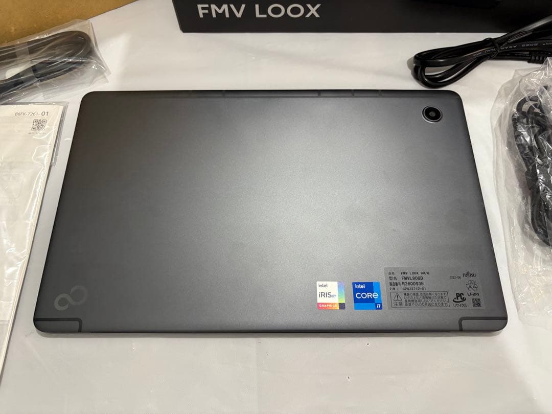 【特価】Fujitsu FMV LOOX 90/G i7 16GB/512GB