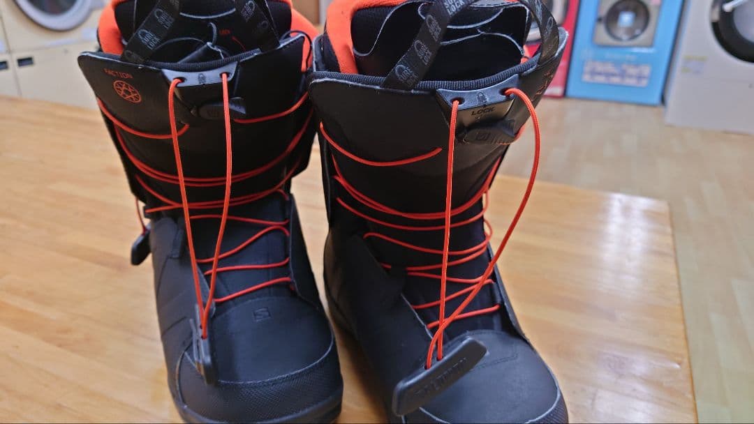 ＊美品Salomon 　FACTION スノーボードブーツ 黒サイズ26.5cm