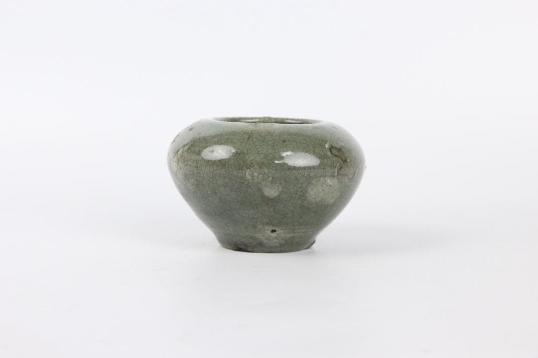 高麗時代後期（14世紀）青磁 象嵌 小壺　雲鶴文系　高麗青磁 FF01-09