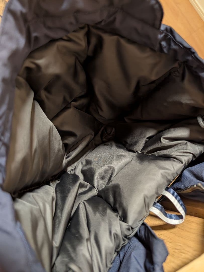 LACOSTE BH262EM ネイビー ダウンジャケット